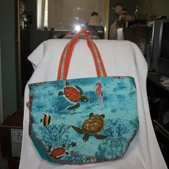 LOVELY TURQUOSE BEACH TOTE - Picture 2 of 5